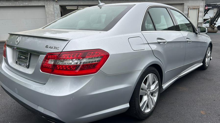 2011 Mercedes-Benz E-Class E350 4MATIC Luxury photo