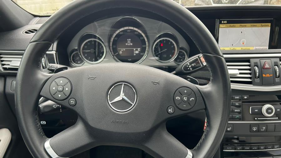 2011 Mercedes-Benz E-Class E350 4MATIC Luxury photo