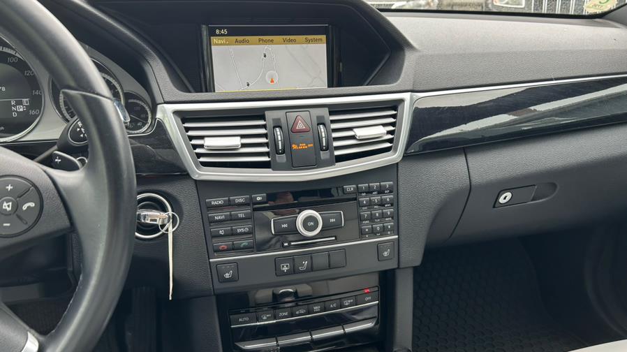 2011 Mercedes-Benz E-Class E350 4MATIC Luxury photo