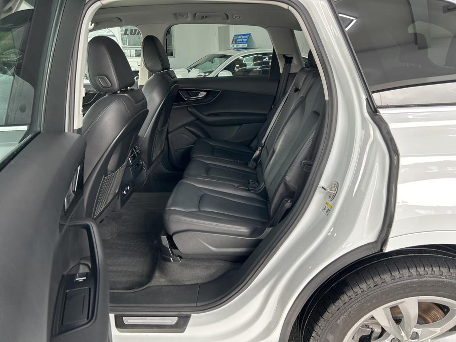 2019 Audi Q7 Premium Plus 55 TFSI quattro photo