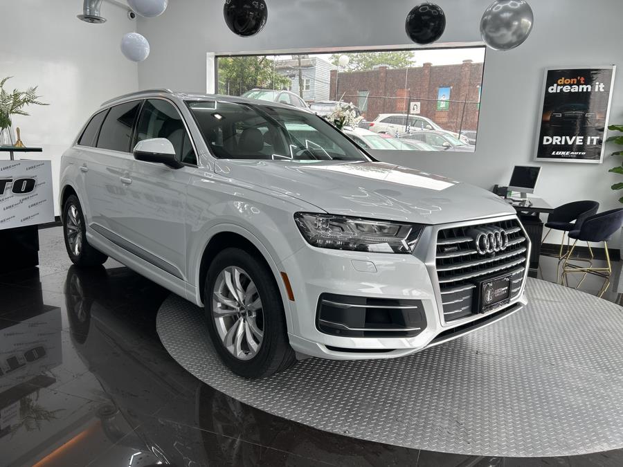 2019 Audi Q7 Premium Plus 55 TFSI quattro photo