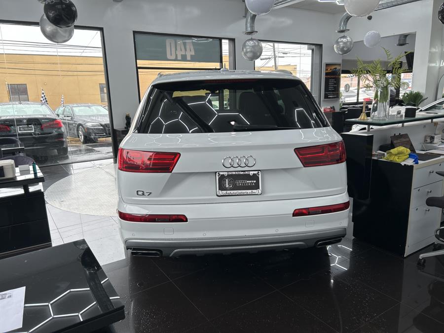2019 Audi Q7 Premium Plus 55 TFSI quattro photo