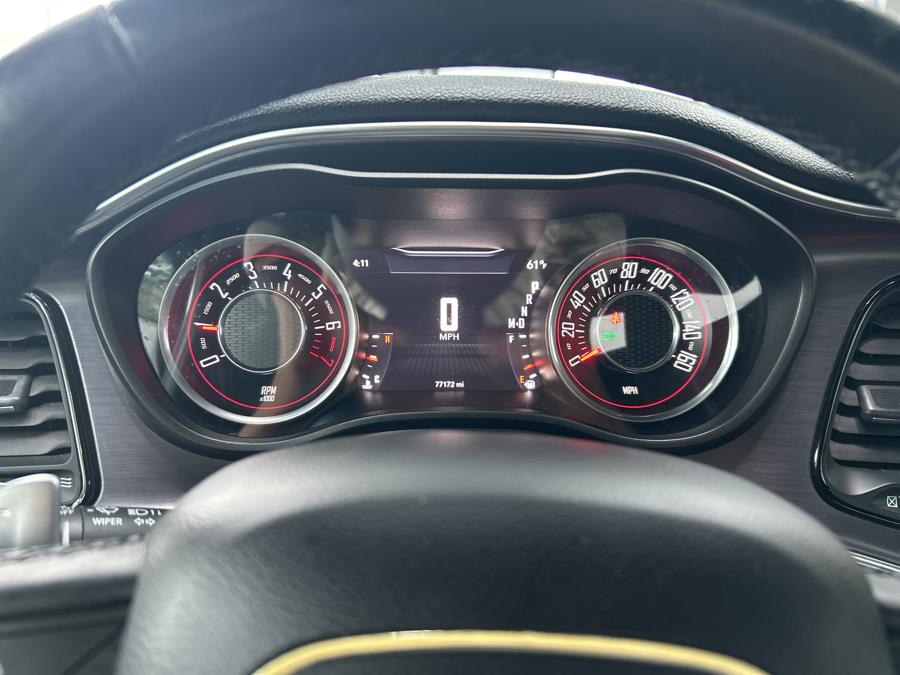 2015 Dodge Challenger 2dr Cpe SXT photo