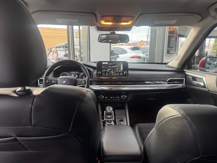 2022 Subaru Outlander SE FWD *Ltd Avail* photo