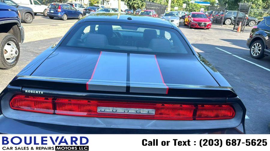 2010 Dodge Challenger SE photo