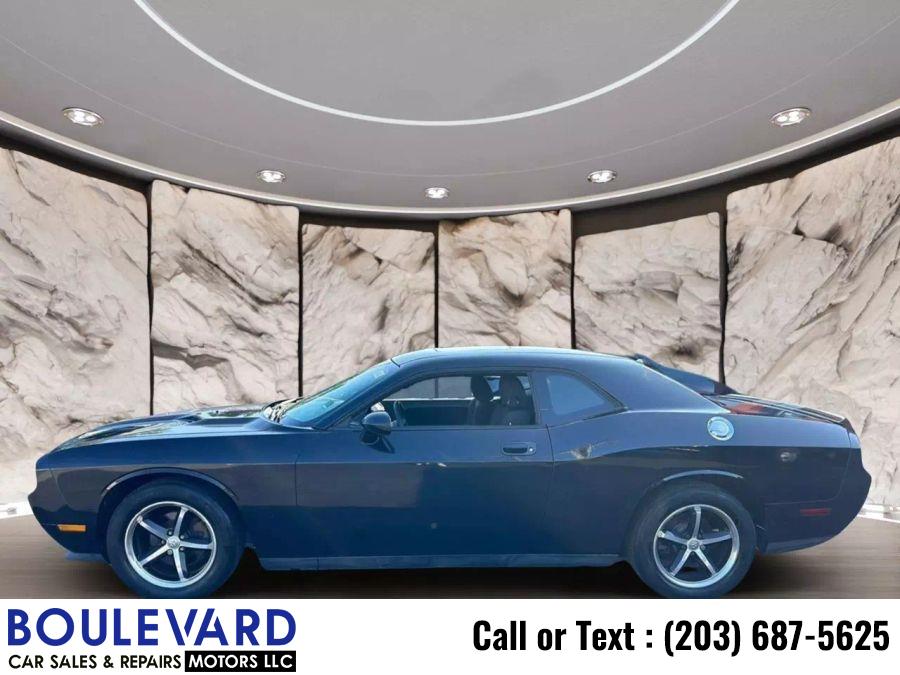 2010 Dodge Challenger SE photo