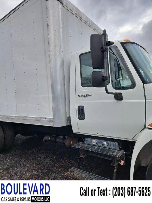 2013 International 4300 4300M7 Regular Cab photo