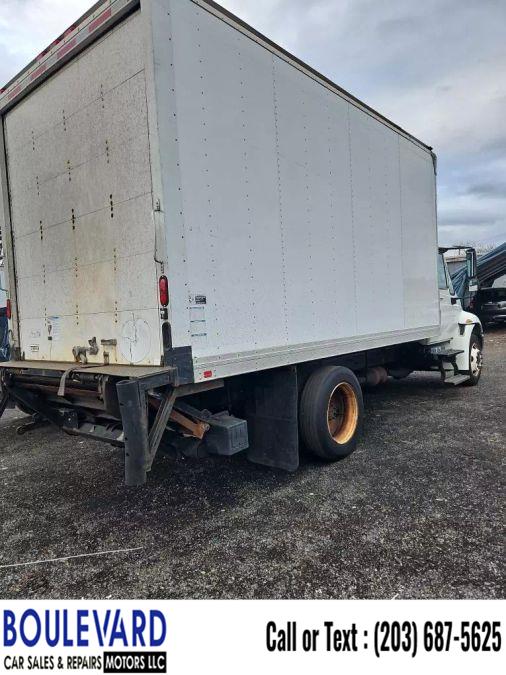 2013 International 4300 4300M7 Regular Cab photo