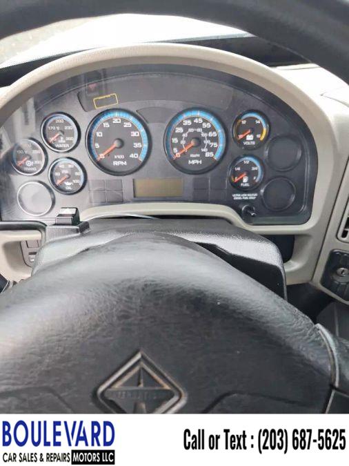 2013 International 4300 4300M7 Regular Cab photo