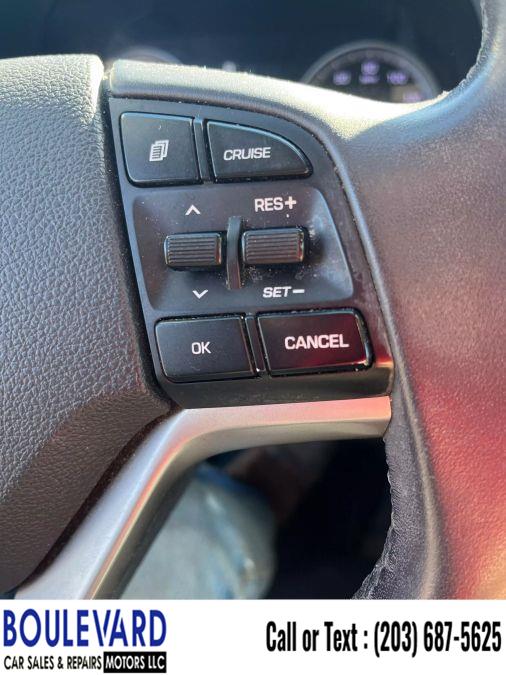 2017 Hyundai Tucson Limited Sport Utility 4D photo