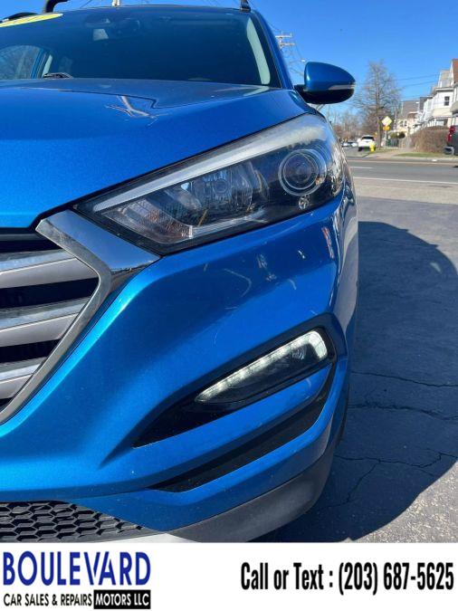 2017 Hyundai Tucson Limited Sport Utility 4D photo