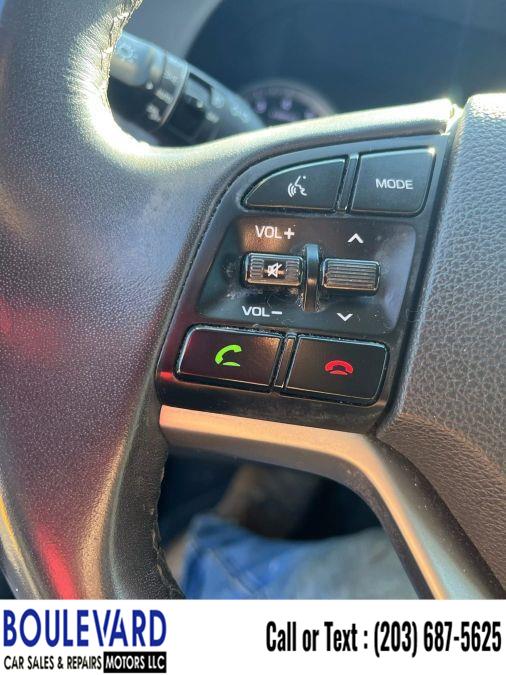2017 Hyundai Tucson Limited Sport Utility 4D photo