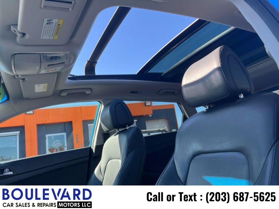2017 Hyundai Tucson Limited Sport Utility 4D photo