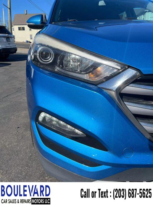 2017 Hyundai Tucson Limited Sport Utility 4D photo