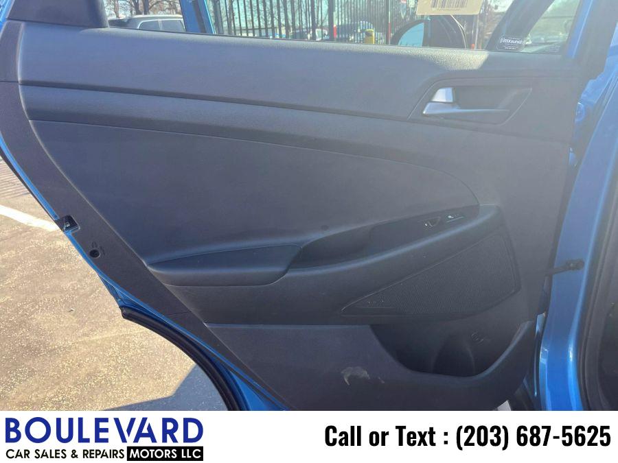 2017 Hyundai Tucson Limited Sport Utility 4D photo