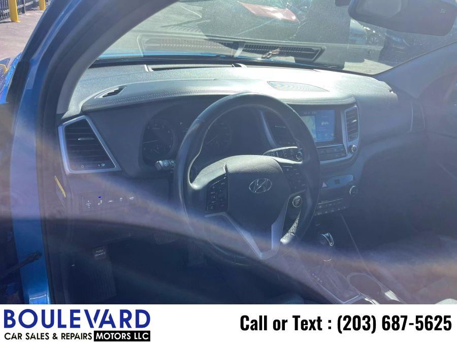 2017 Hyundai Tucson Limited Sport Utility 4D photo