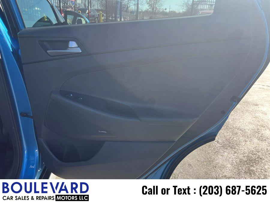 2017 Hyundai Tucson Limited Sport Utility 4D photo