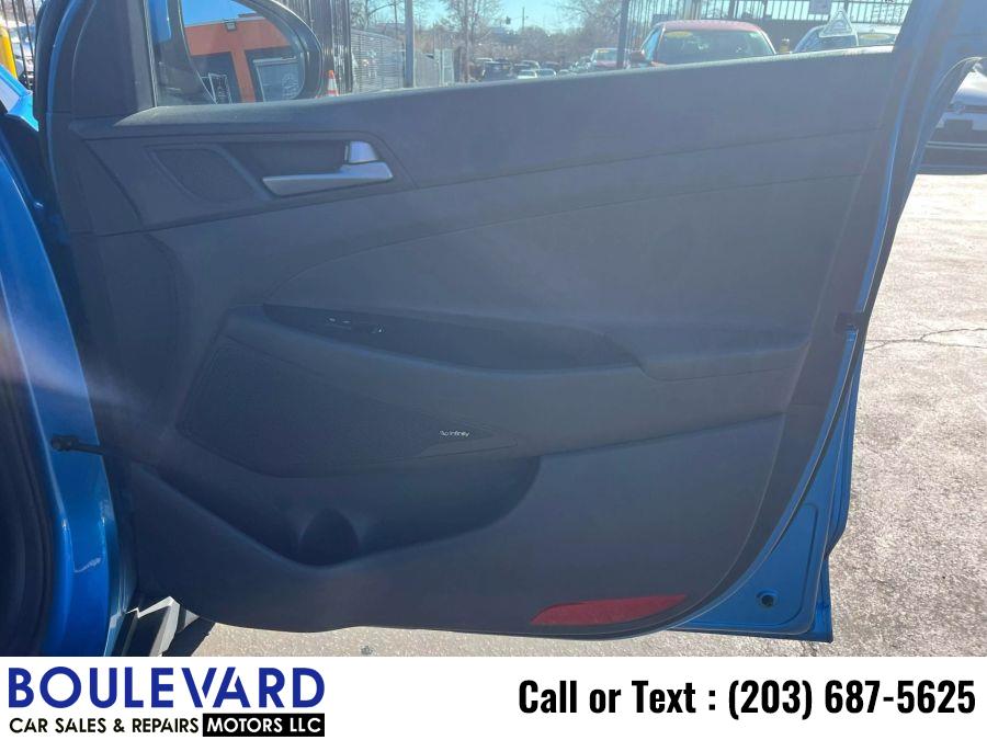 2017 Hyundai Tucson Limited Sport Utility 4D photo
