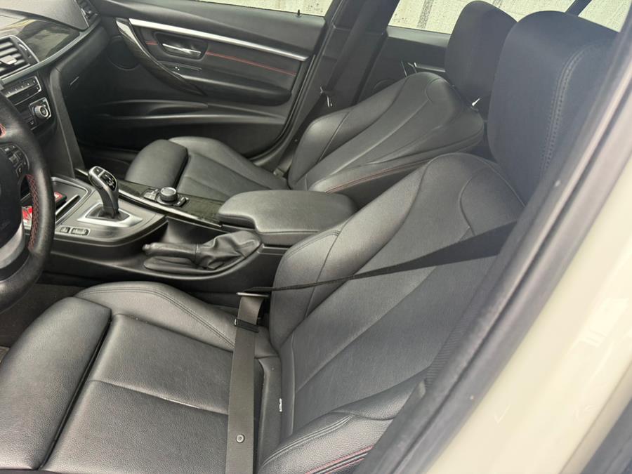 2018 BMW 3-Series 330i xDrive Sedan photo