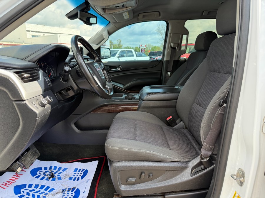 2015 GMC Yukon SLE photo