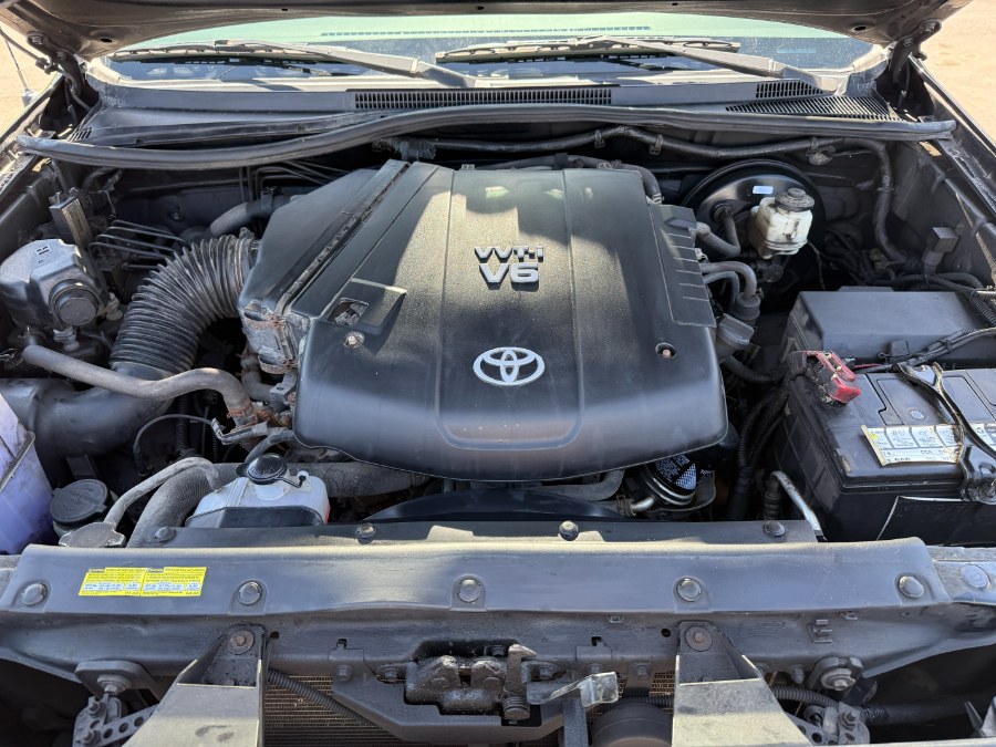 2013 Toyota Tacoma V6 photo