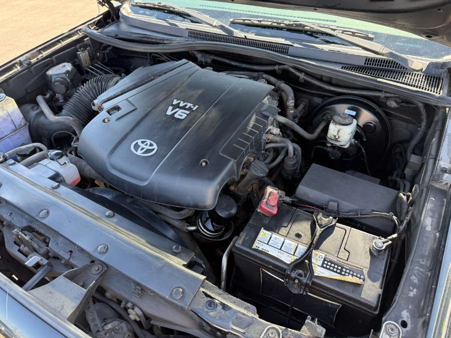 2013 Toyota Tacoma V6 photo