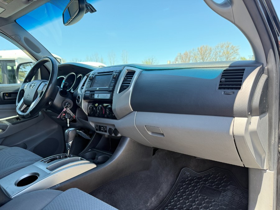 2013 Toyota Tacoma V6 photo