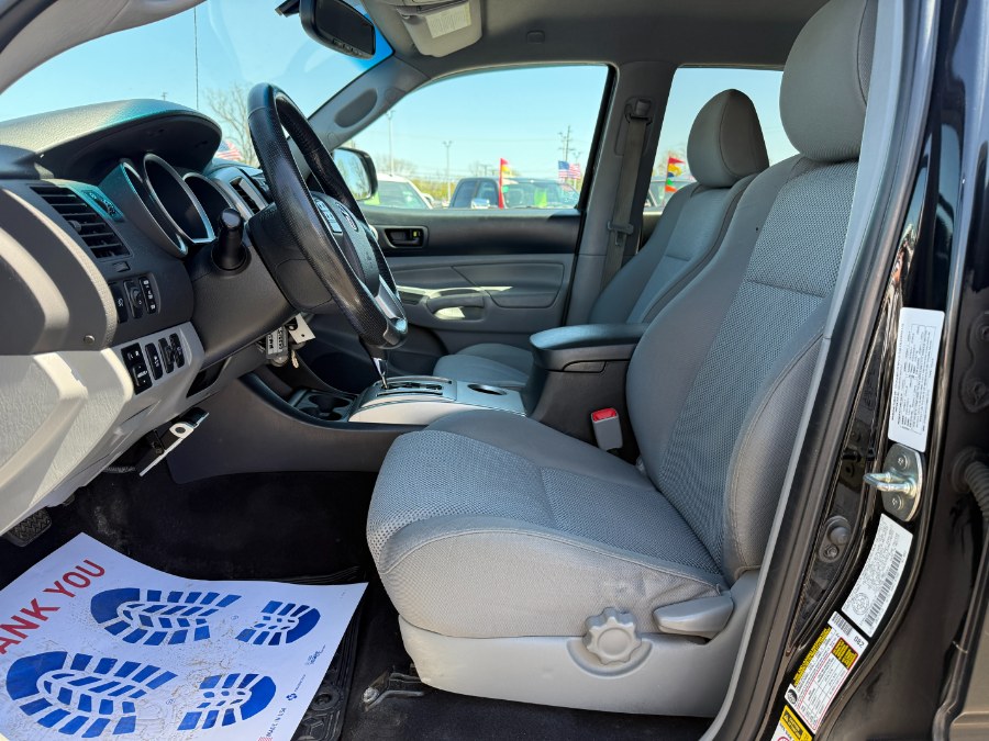 2013 Toyota Tacoma V6 photo