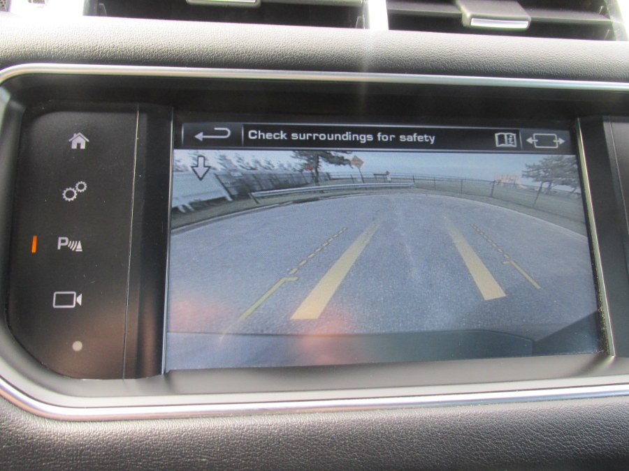 2016 Land Rover Range Rover Sport 4WD 4dr V6 HSE photo