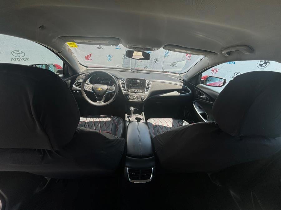 2018 Chevrolet Malibu 4dr Sdn LT w/1LT photo