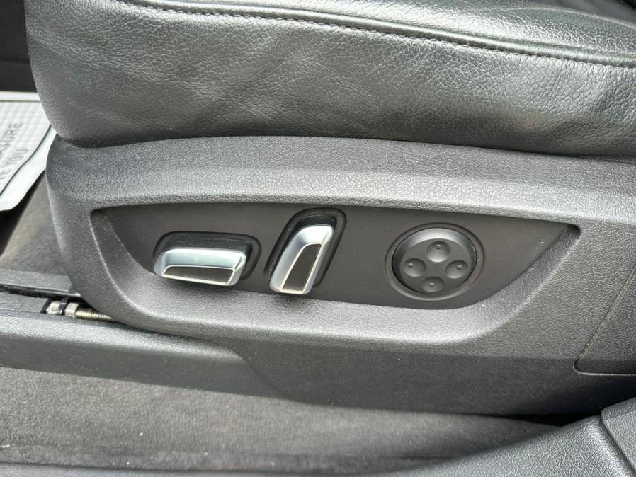 2012 Audi Q7 3.0T quattro Premium Plus photo