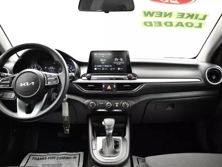 2023 Kia Forte LXS Sedan 4D photo