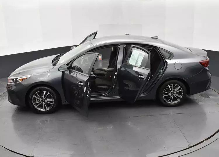 2023 Kia Forte LXS Sedan 4D photo