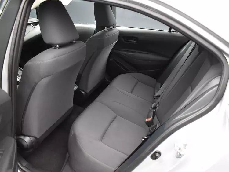 2023 Toyota Corolla LE Sedan 4D photo