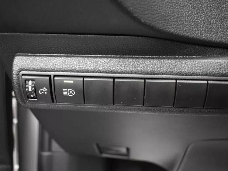 2023 Toyota Corolla LE Sedan 4D photo
