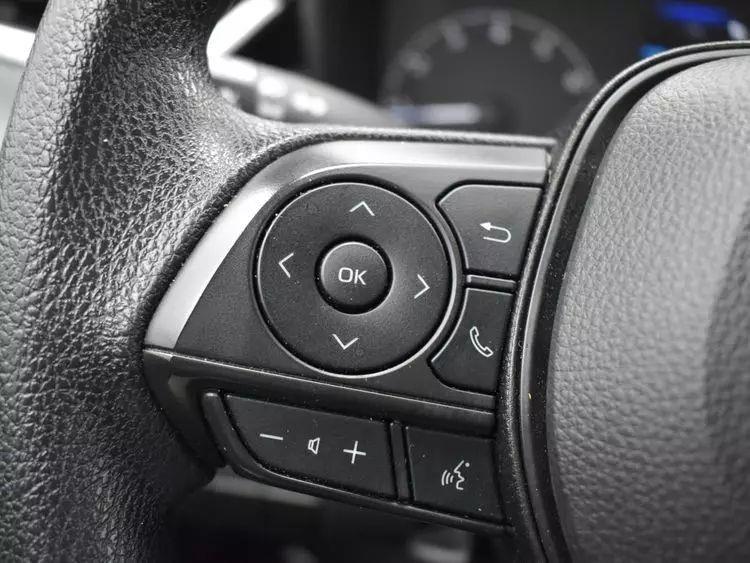 2023 Toyota Corolla LE Sedan 4D photo