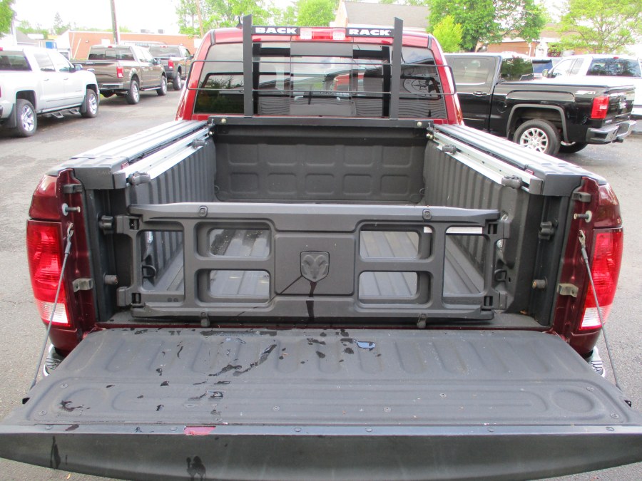 2017 RAM 1500 Big Horn 4x4 Crew Cab 5''7