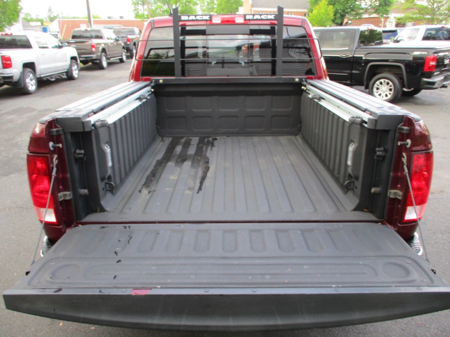 2017 RAM 1500 Big Horn 4x4 Crew Cab 5''7