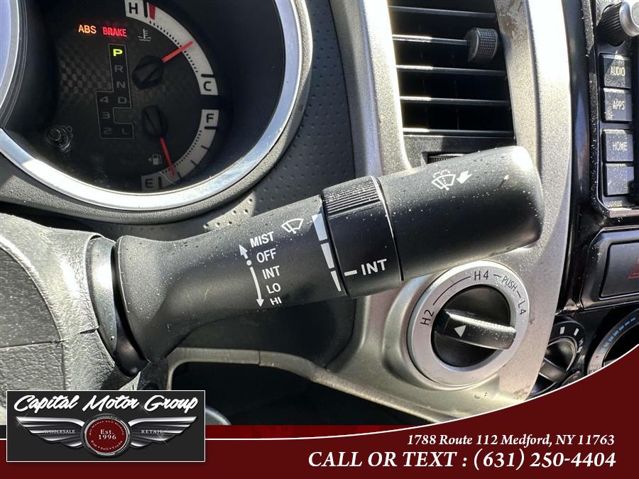 2014 Toyota Tacoma V6 photo