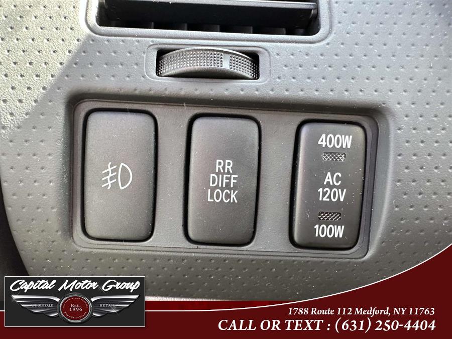 2014 Toyota Tacoma V6 photo