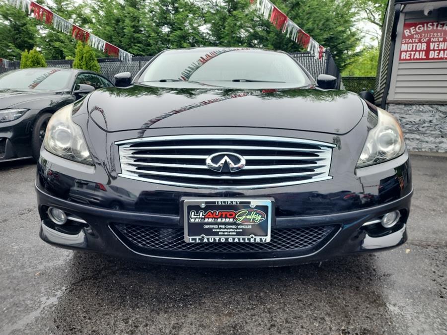 2011 Infiniti Legend photo