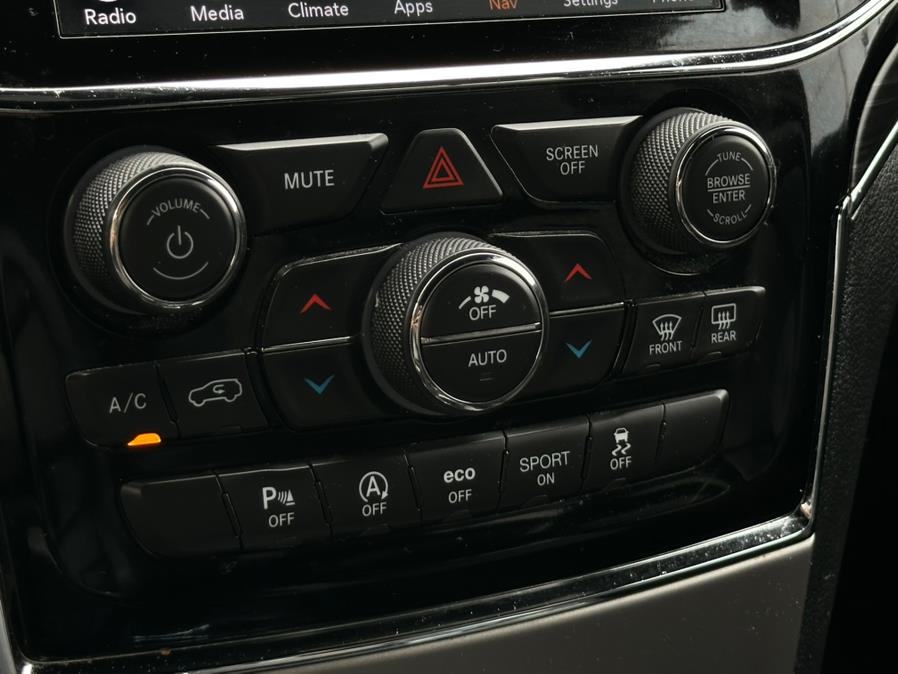 2019 Jeep Grand Cherokee Limited 4x4 photo