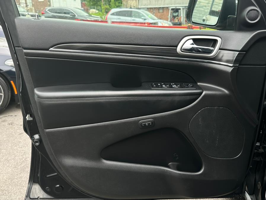2019 Jeep Grand Cherokee Limited 4x4 photo