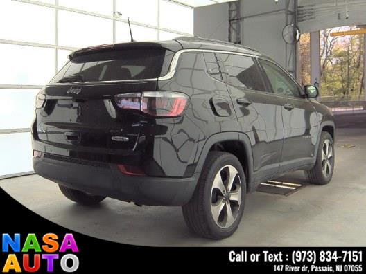 2017 Jeep Compass Latitude 4x4 photo