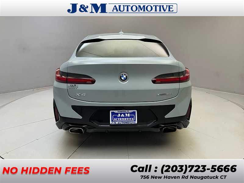 2022 BMW X4 xDrive30i photo