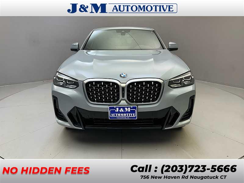 2022 BMW X4 xDrive30i photo