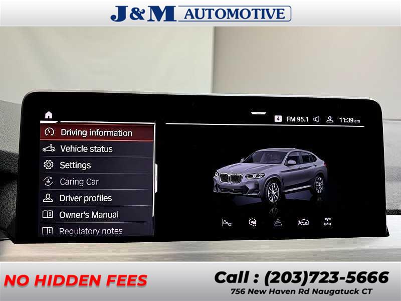 2022 BMW X4 xDrive30i photo