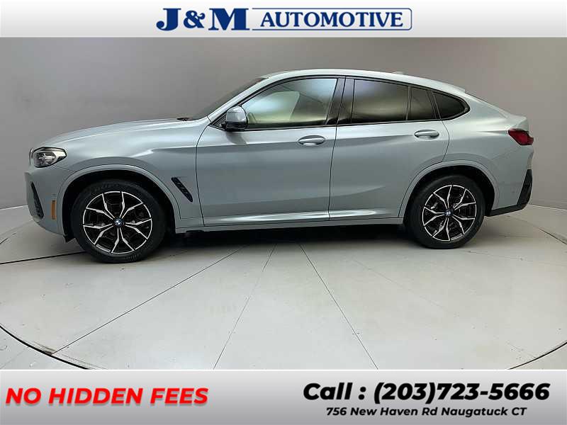 2022 BMW X4 xDrive30i photo