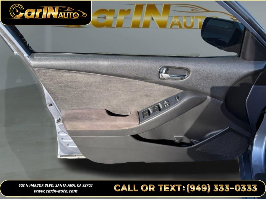 2011 Nissan Altima 2.5 photo