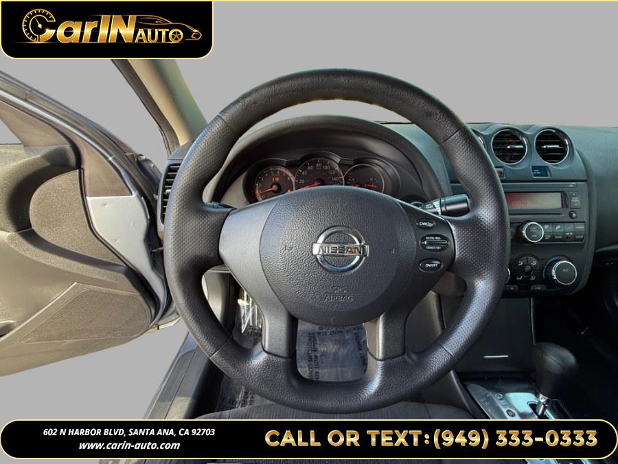 2011 Nissan Altima 2.5 photo